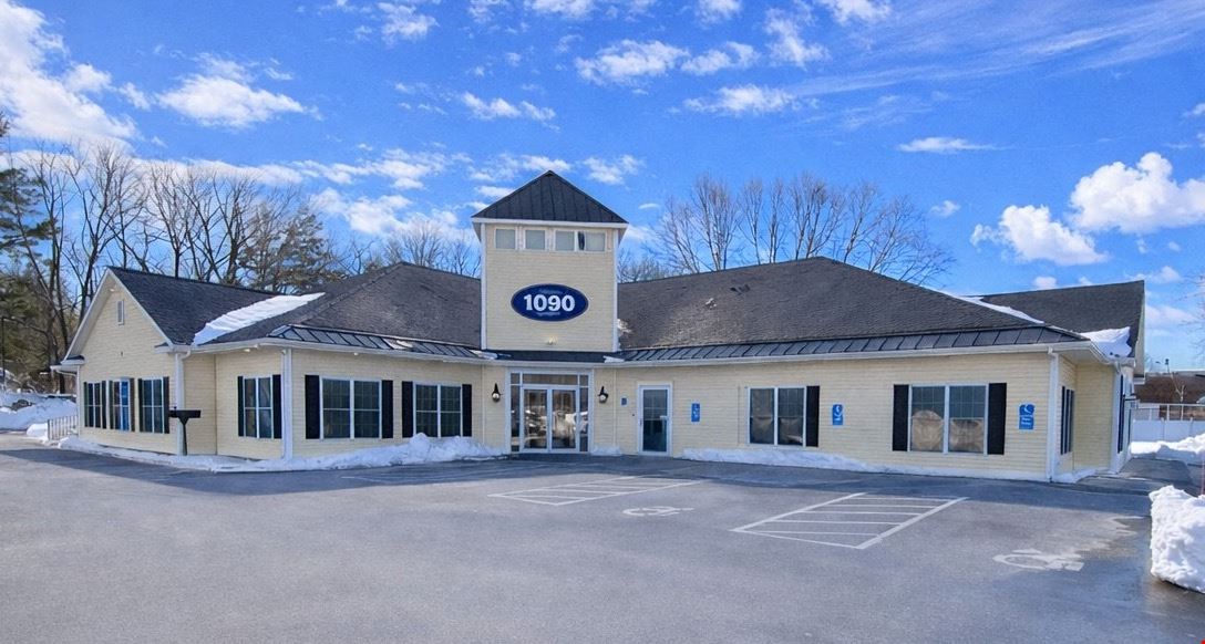 1090 Meriden Waterbury Tpke