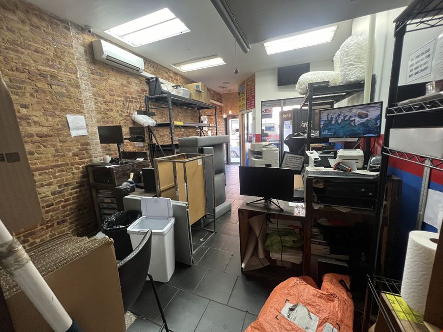 450 SF | 1094 Dekalb Ave | Retail Space with Glass Frontage & Basement for Lease