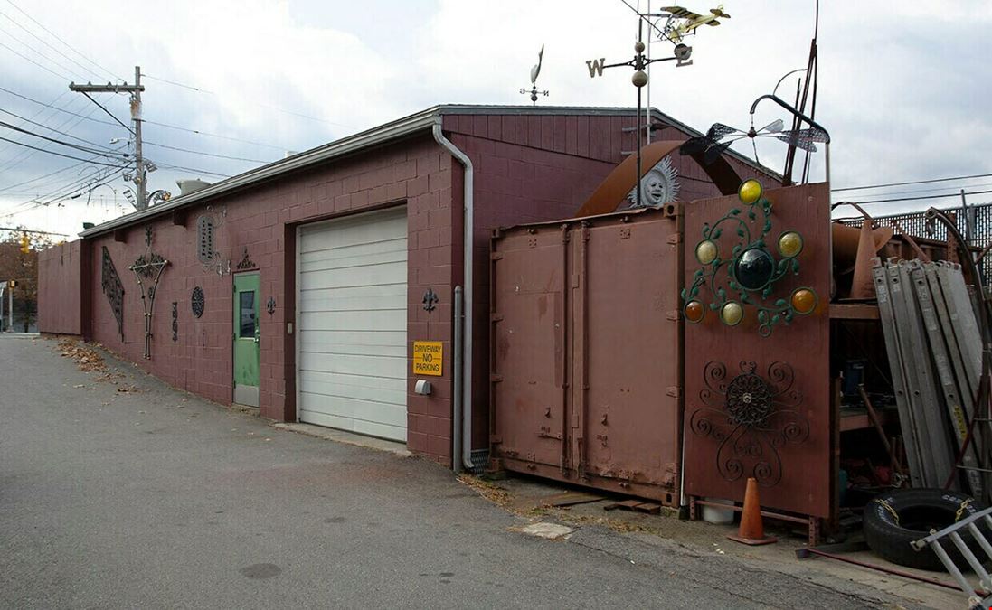 2 Loring St