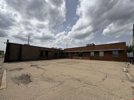 Preview of Office space for Rent at 601-605 Northeast Jefferson Avenue