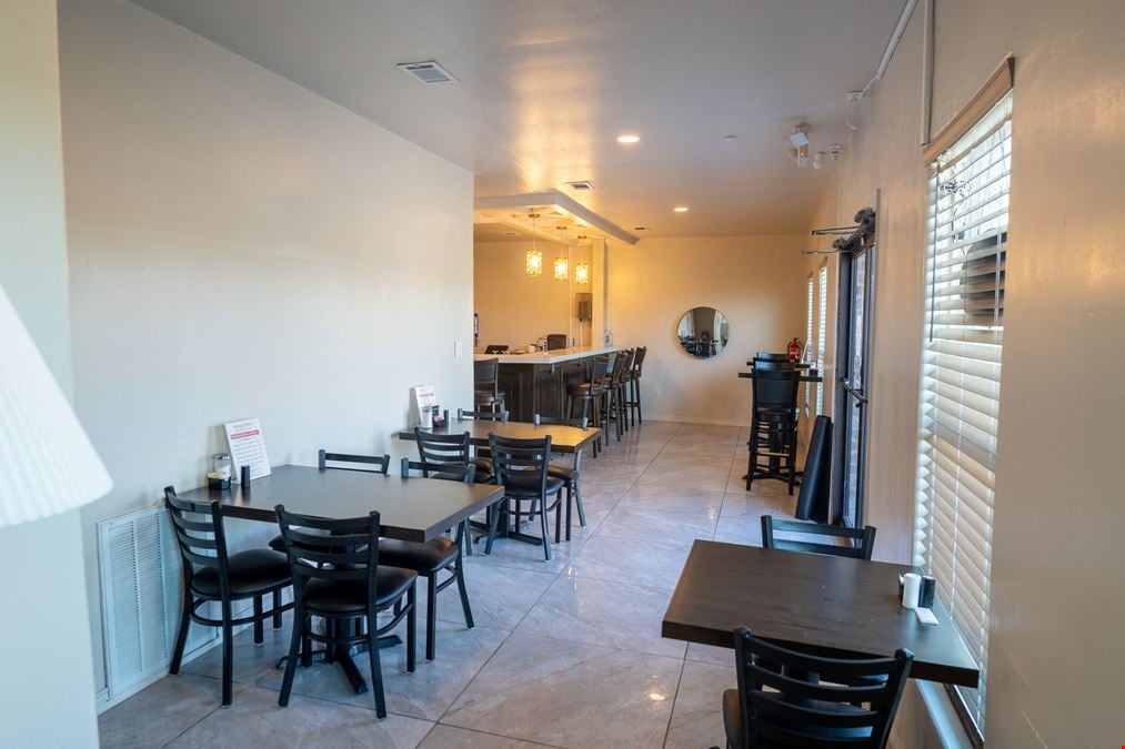 1,600 SF Turnkey Ready-To-Operate Restaurant