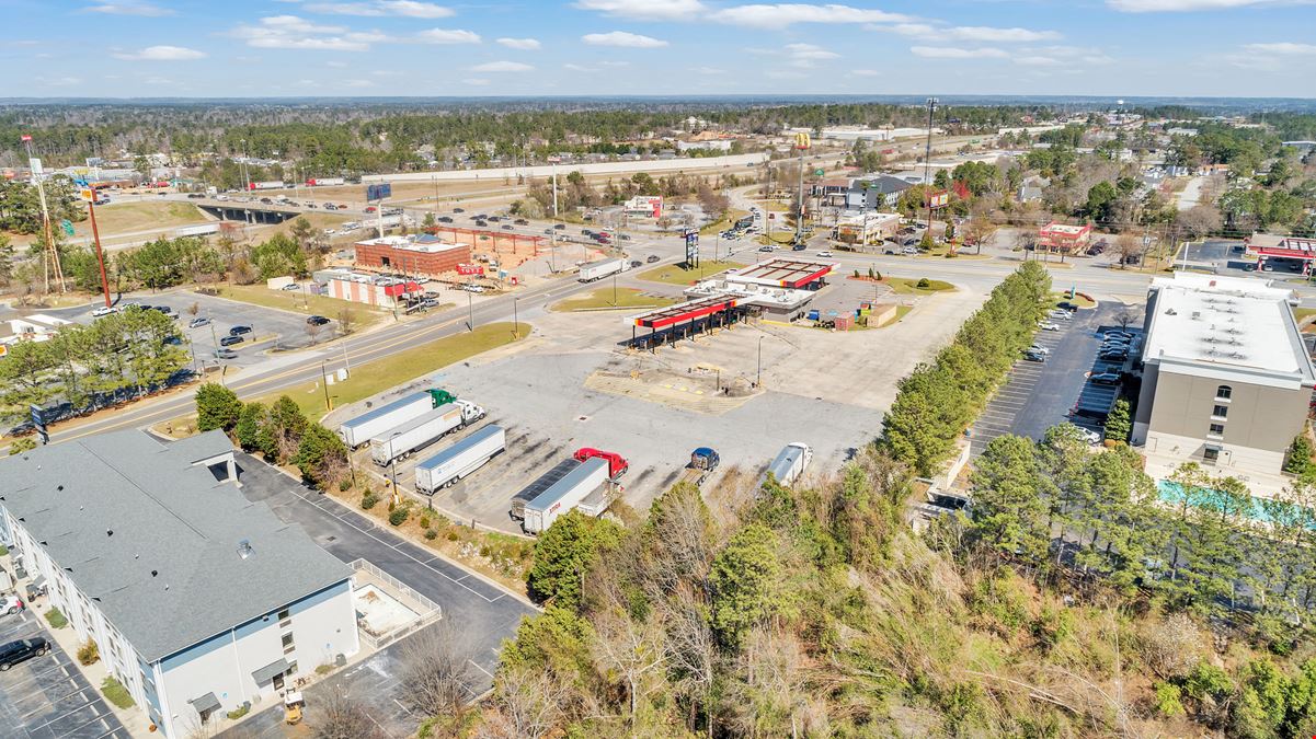 3 Retail Pads | Signalized Corner | 35,800 VPD