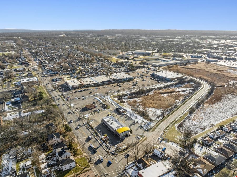 Puritas Park Shopping Center