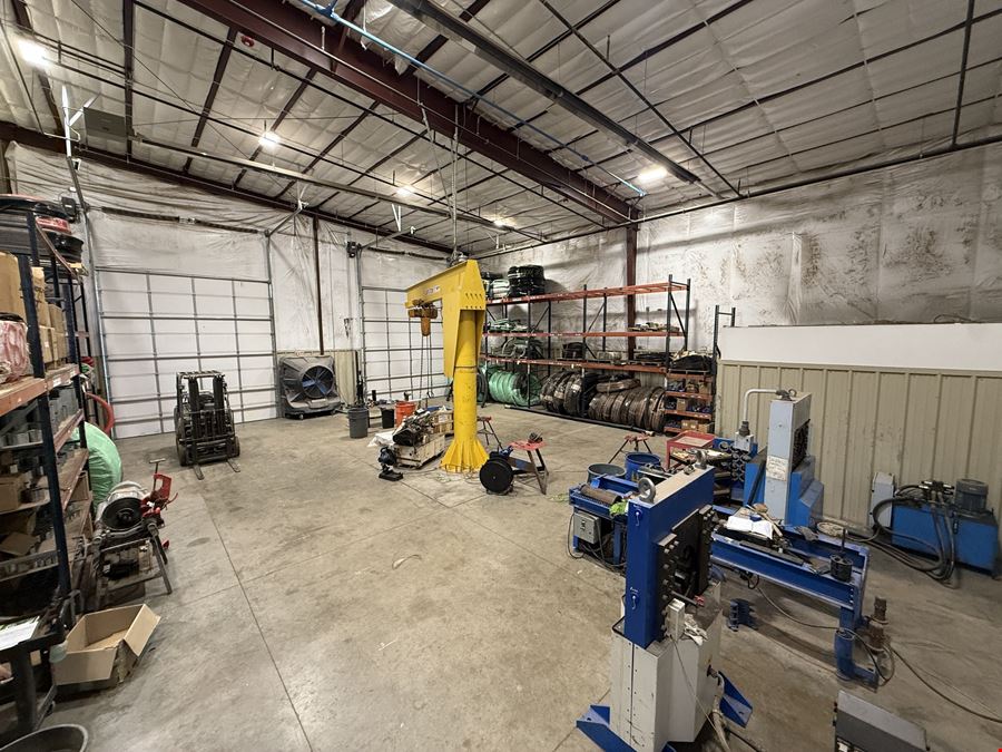 25-ton Crane Served Facility on 10 Acres
