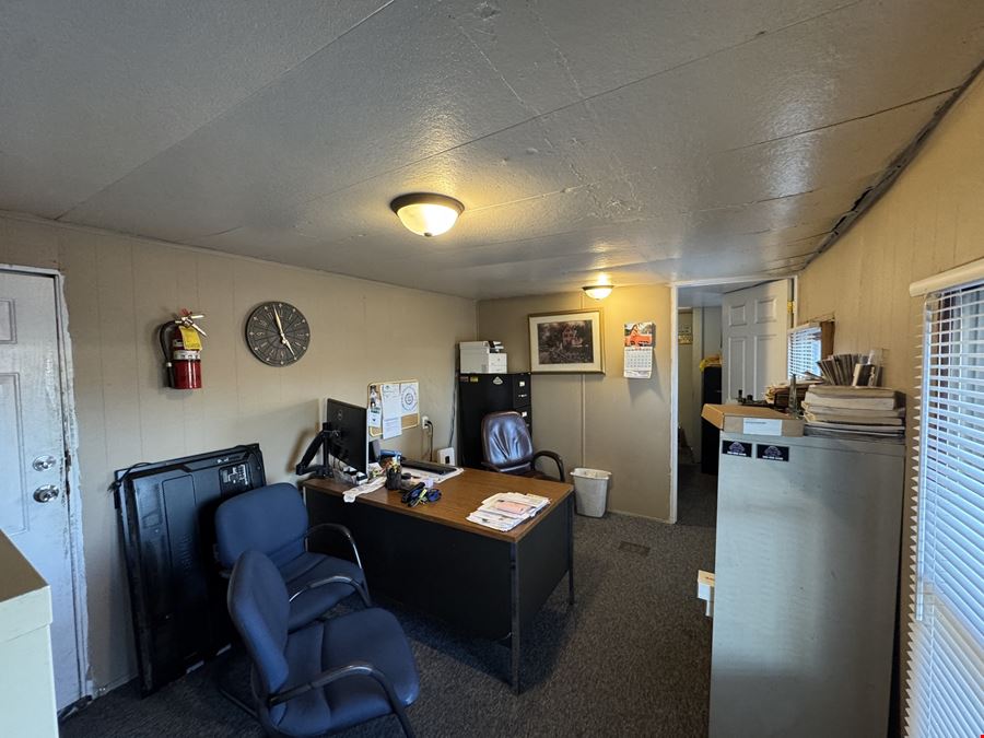 3415 N. Clinton St.