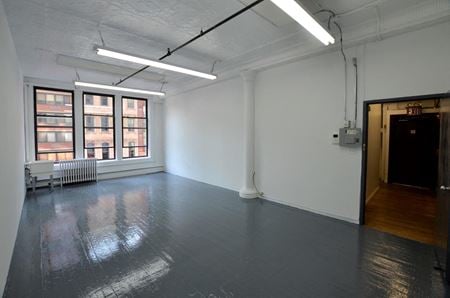 Preview of commercial space at 373 Broadway