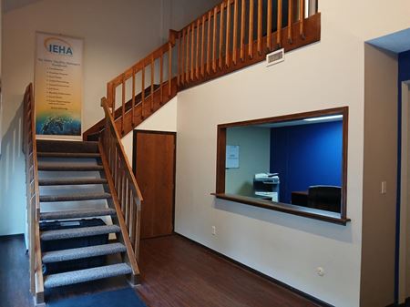 Preview of commercial space at 1001 Eastwind Dr