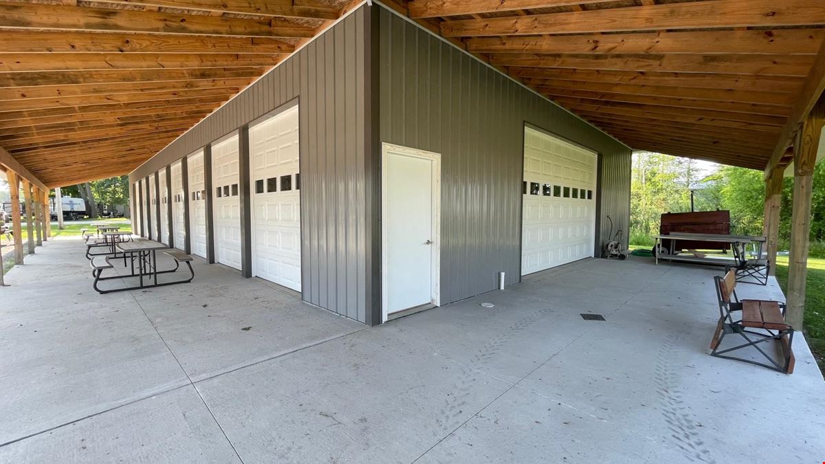 Pointe Au Gres Marina & Campground 