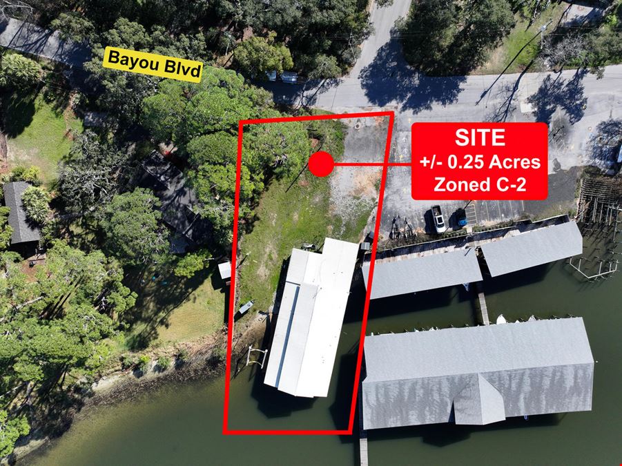 Waterfront Commercial Opportunity| 4,992 SF |