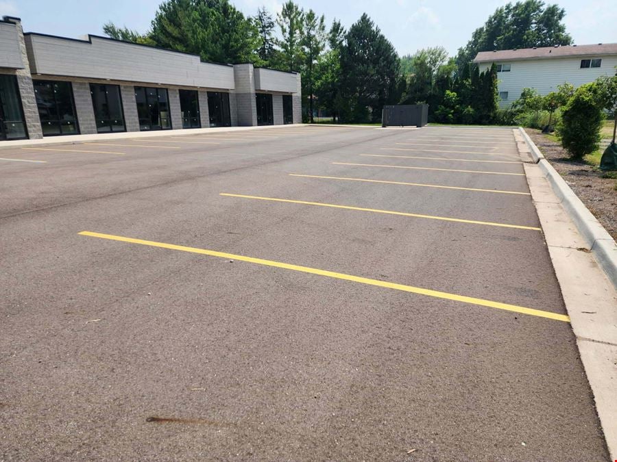 4233-4239 West Saginaw Highway