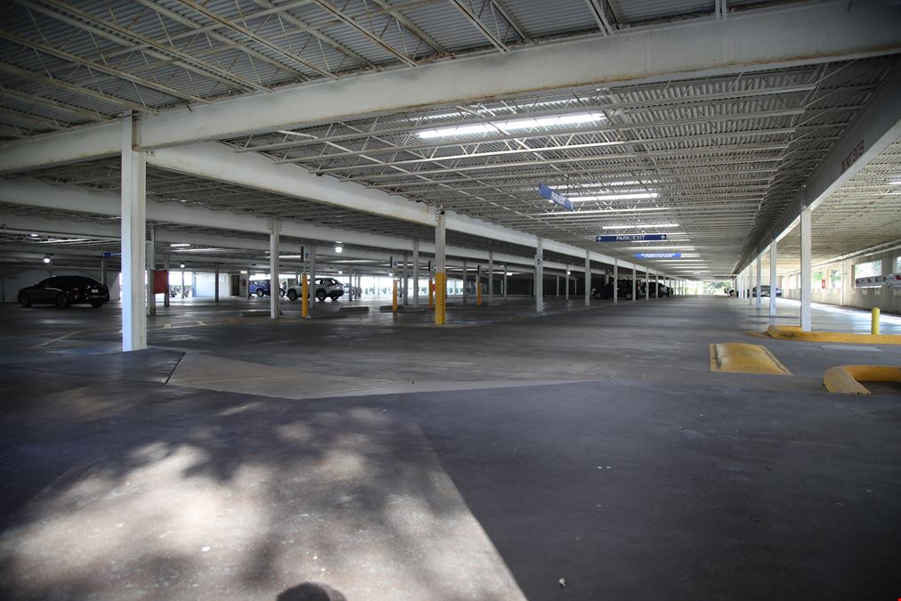 9801 Westheimer Rd