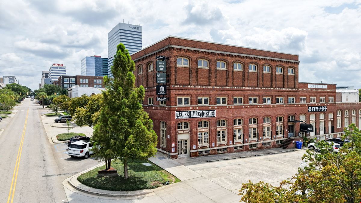 Suite 400 | 912 Lady St