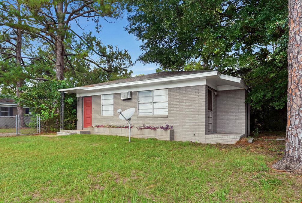 1155 Gillionville Rd