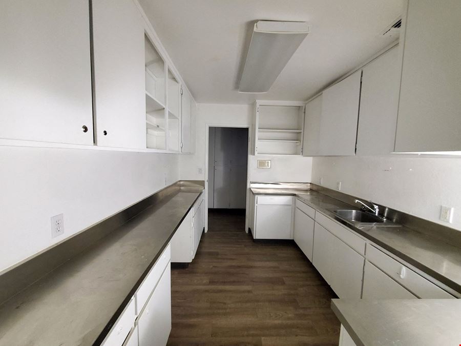 18031 HWY 18 Suite #B