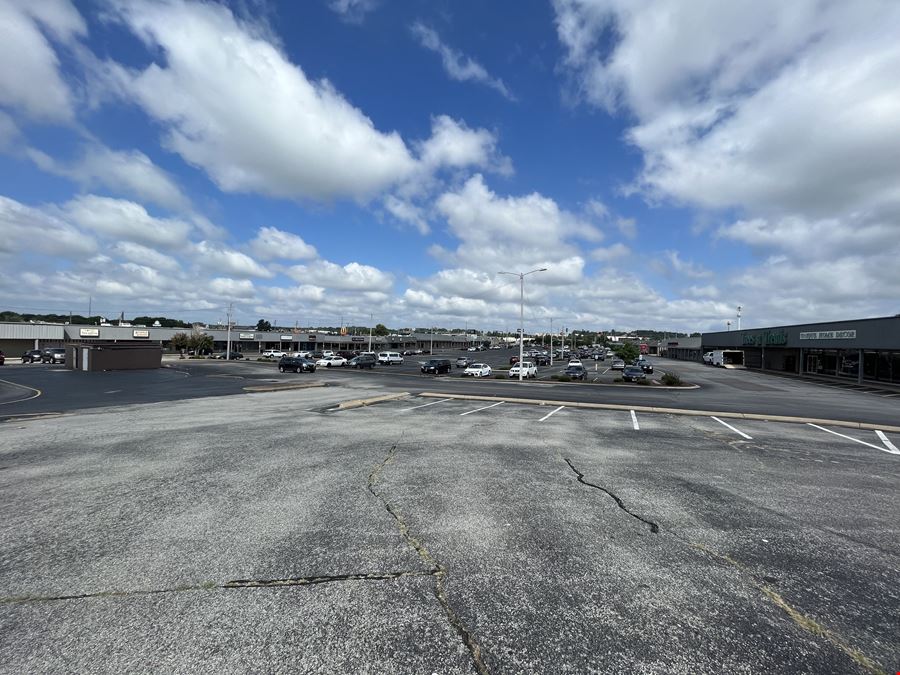 Hamilton Hills Shopping Center