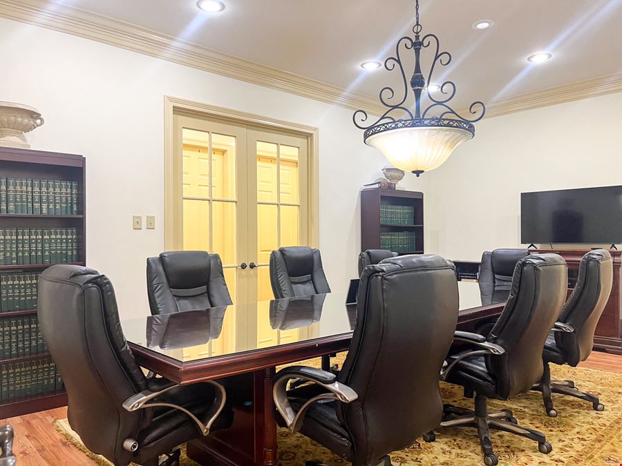 Well-Maintained Office Investment with Long-Term Tenants