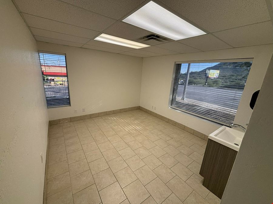 Paradise Professional Center Suite