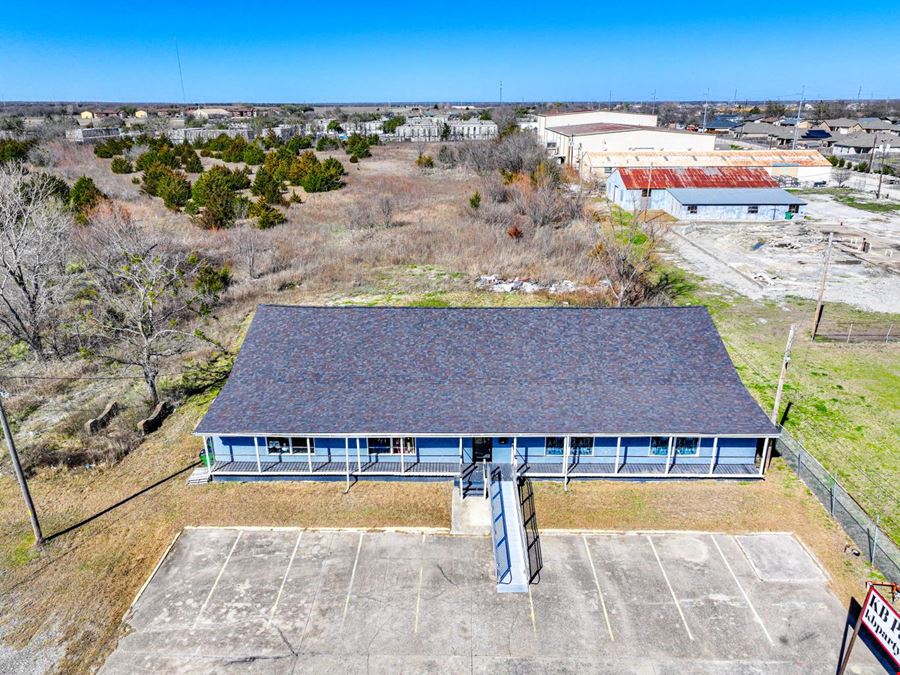 Flex Space for Lease in Greenville, TX