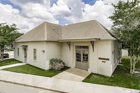 Preview of commercial space at 4311 Bluebonnet Blvd