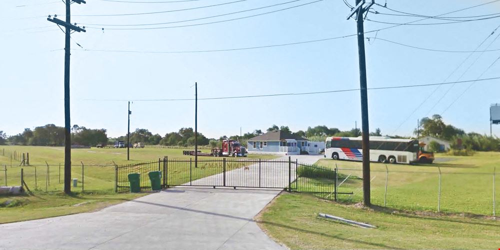 4114 S. Cage Blvd. -5 Acres