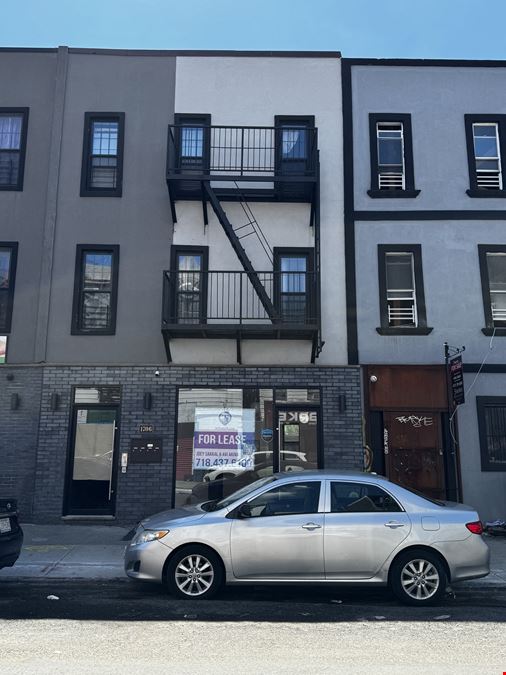 800 SF | 1706 E New York Ave | Vanilla Box Retail Space For Lease