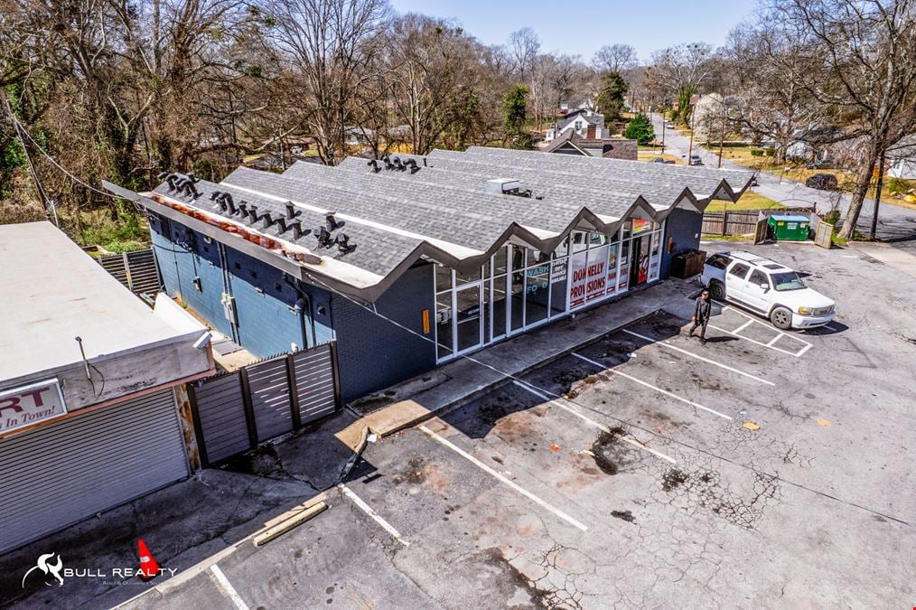 3-Tenant Neighborhood Retail Building Near West End BeltLine | 10.5% Cap Rate