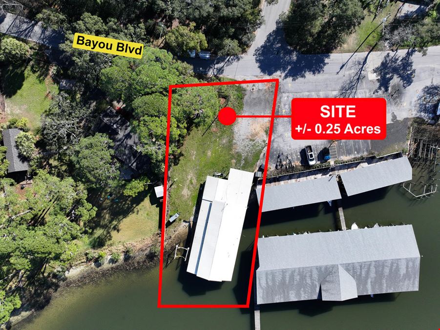 Waterfront Commercial Opportunity| 4,992 SF |