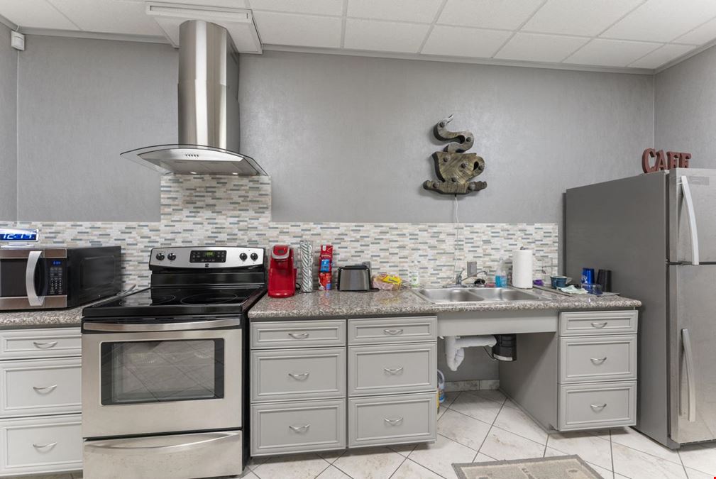 1125 Cypress Station - H3,H4