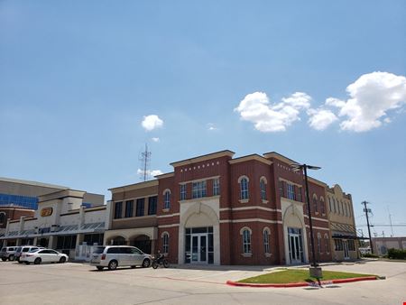 Preview of commercial space at 208 North Texas Avenue