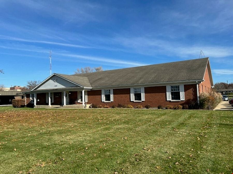 2030 N Seminary Ave