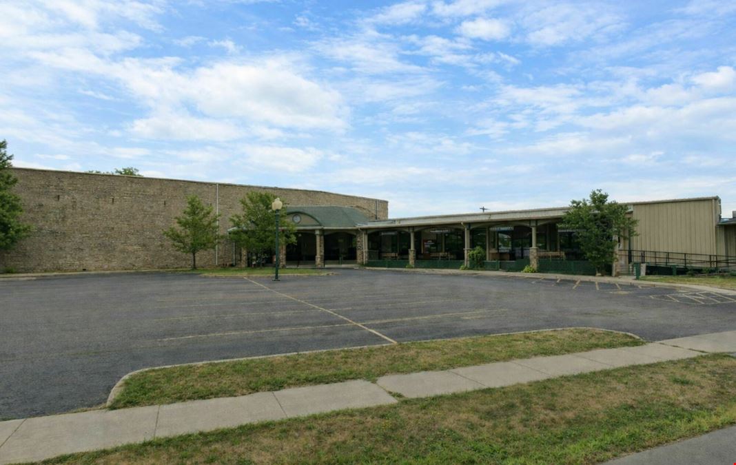 638 Lake St. - NEW PRICE! 24,320+/- SF RETAIL SPACE - INVESTMENT OPPORTUNITY