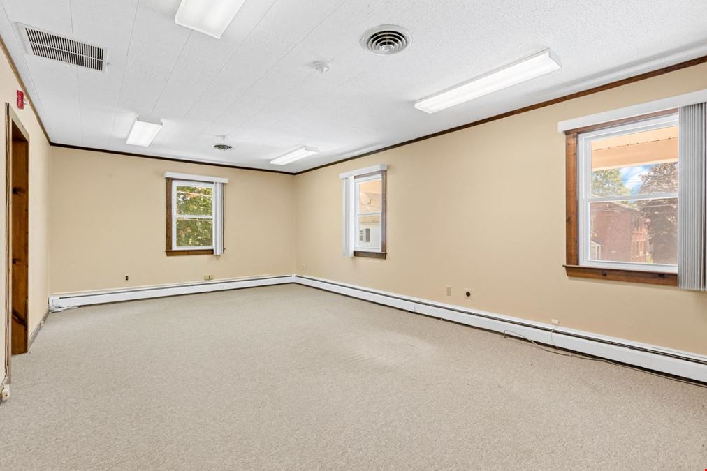Office or Retail Spaces for Lease in Downtown Georgetown