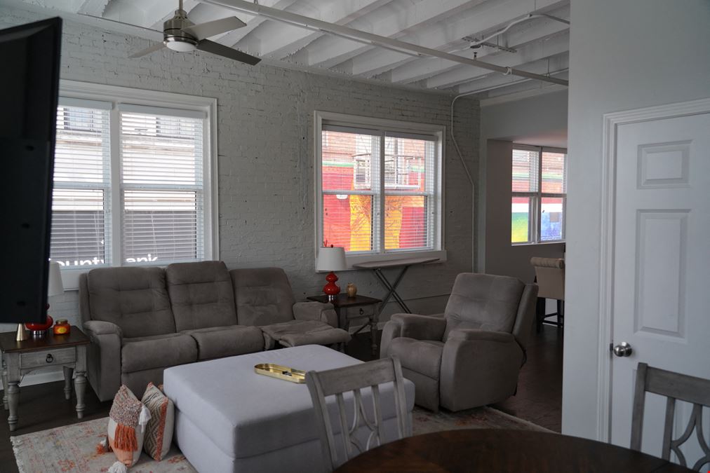 210-216 N Main St