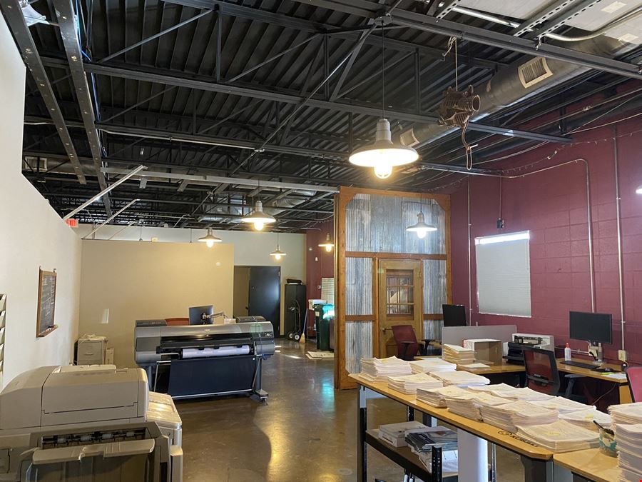 OFFICE FOR SALE ACROSS FROM HAMMONS FIELD