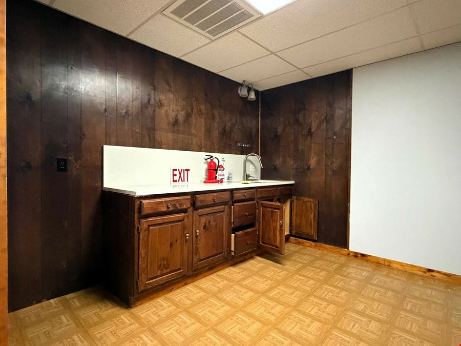 1200 SF Retail / Office Space on Business Route 209