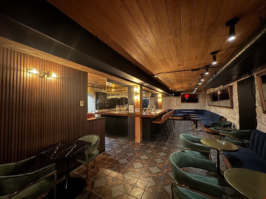 Chicago Hotel Collection | Wrigleyville