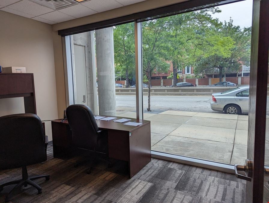 South Loop Retail/Office Space For Lease