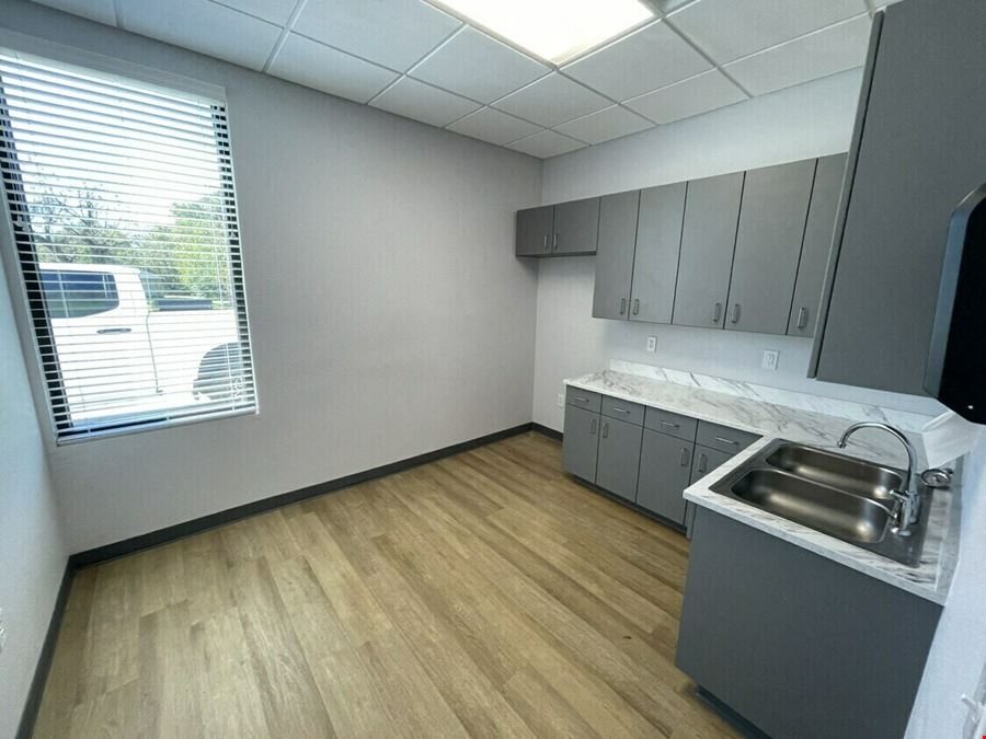 2826 S Henderson Blvd