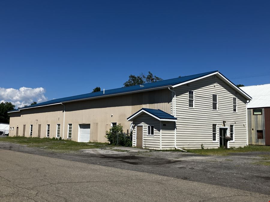 373 Pleasant Ave