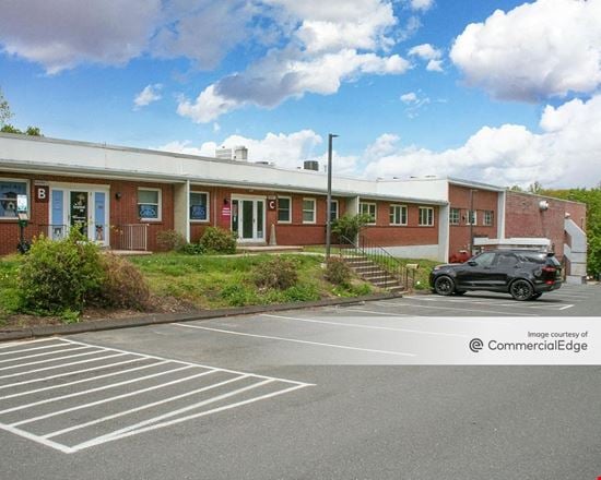 Preview of Industrial space for Rent at 3 Simm Lane
