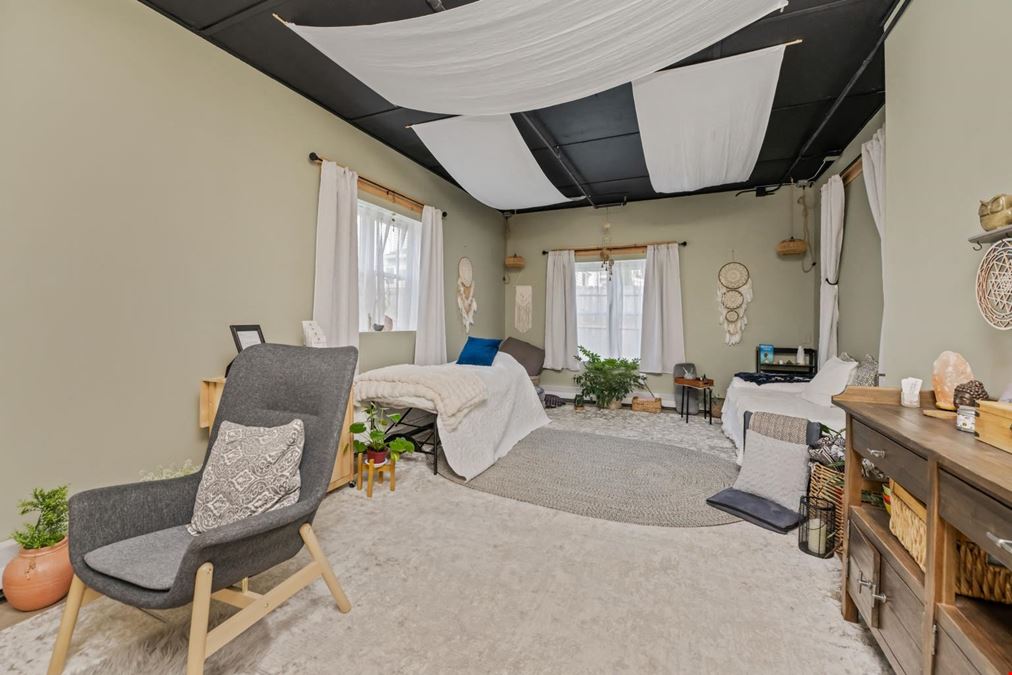 250 Gorham, Canandaigua, NY 