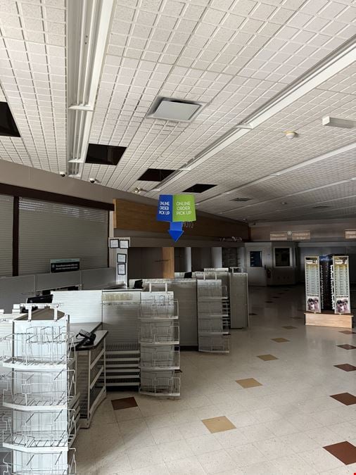 Former Rite Aid - Oak Harbor