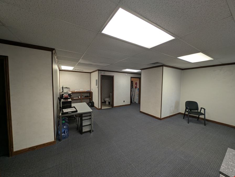 1605 W Candletree Dr Suite 107