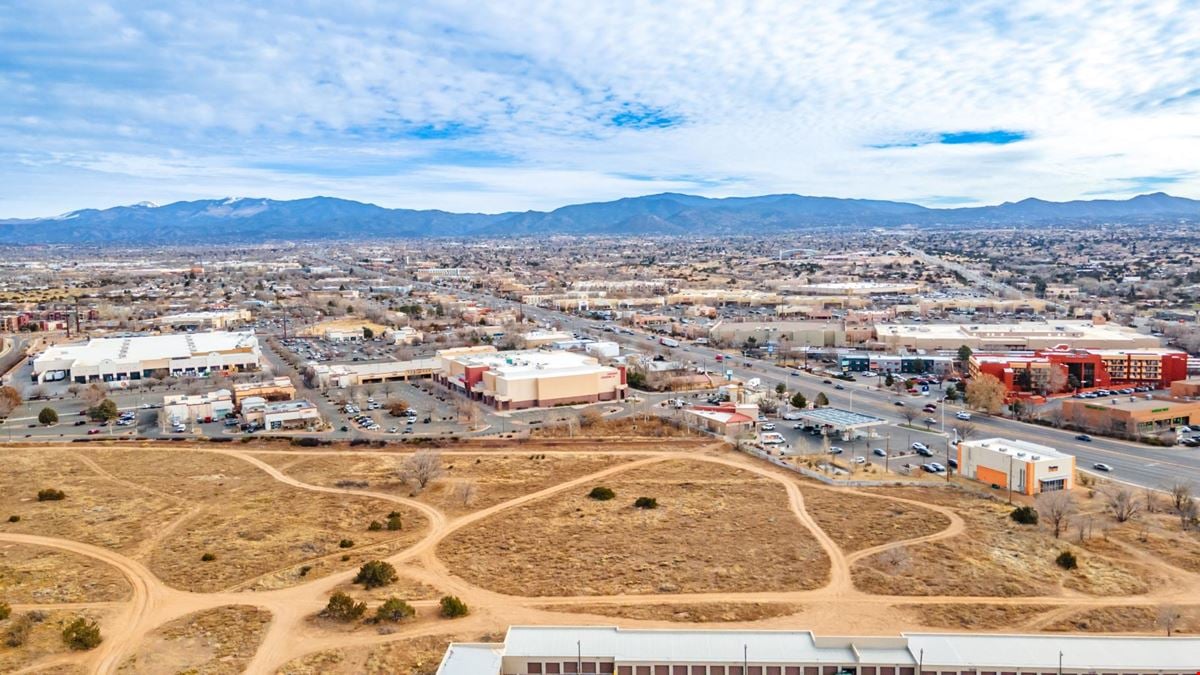 Prime Commercial Land at Cerrillos and Airport