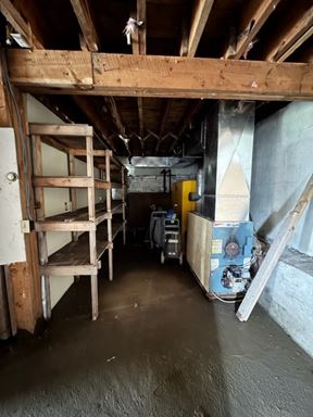 Circle Drive Loft & Garage