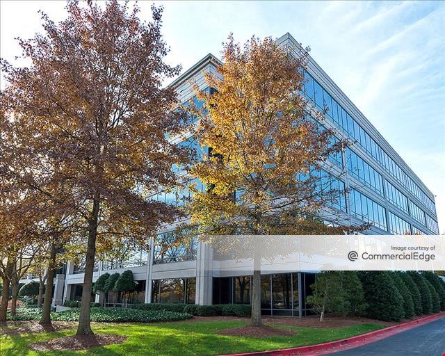 Windward Plaza - Building 300