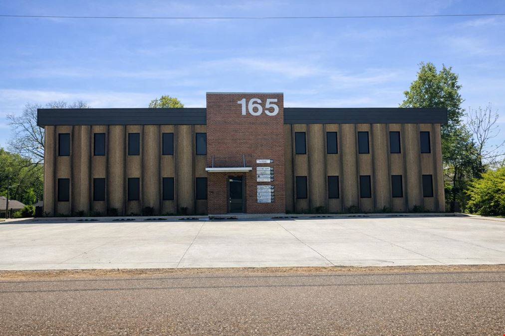 165 W South Street, Hernando, MS
