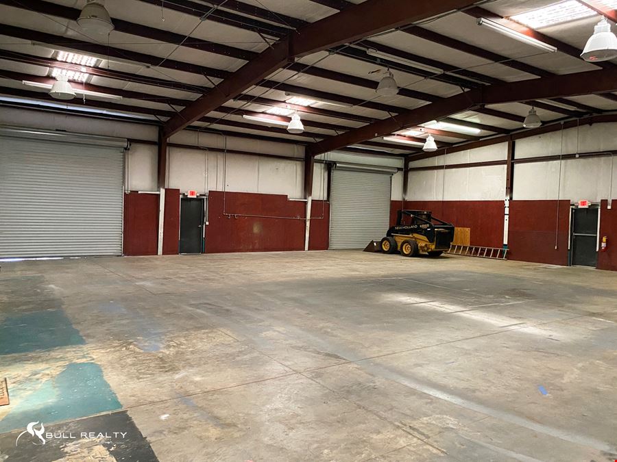 ±5,000 SF Industrial Building/Flex Space For Lease