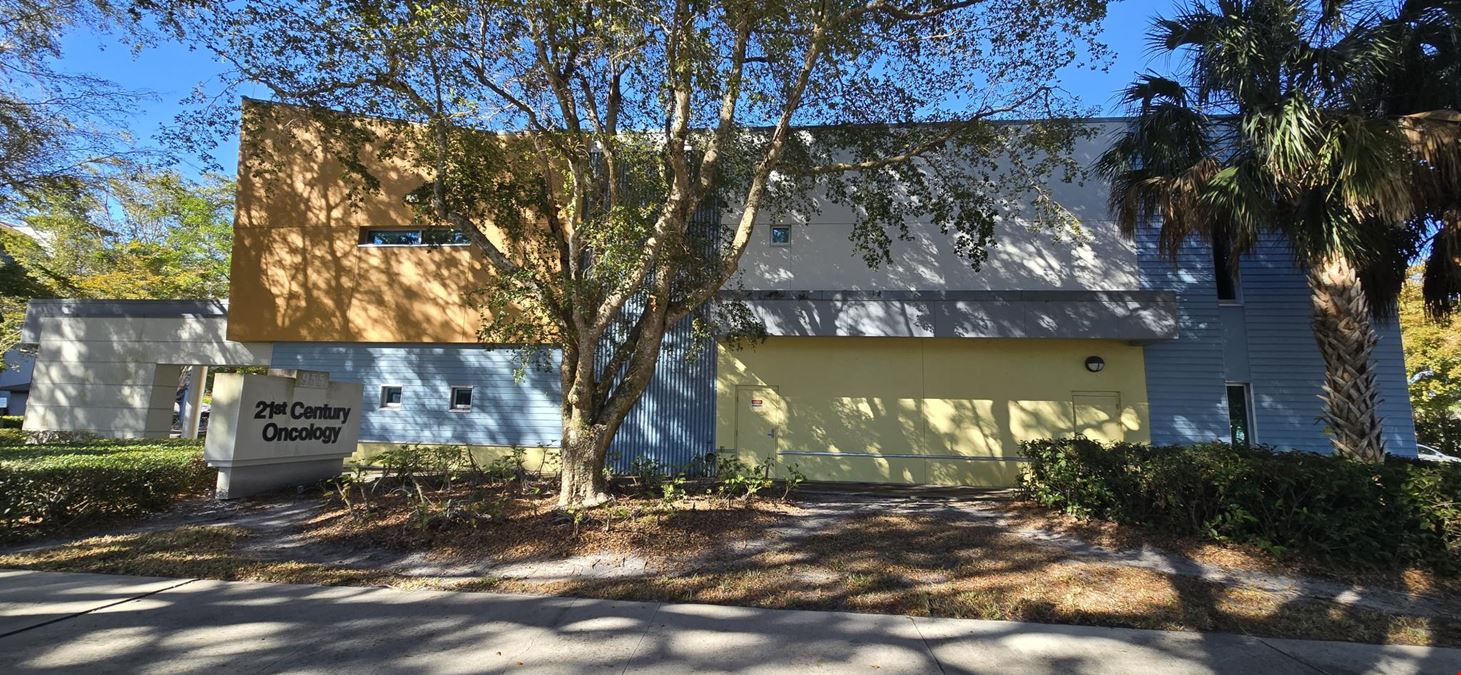 955 10 Ave N
