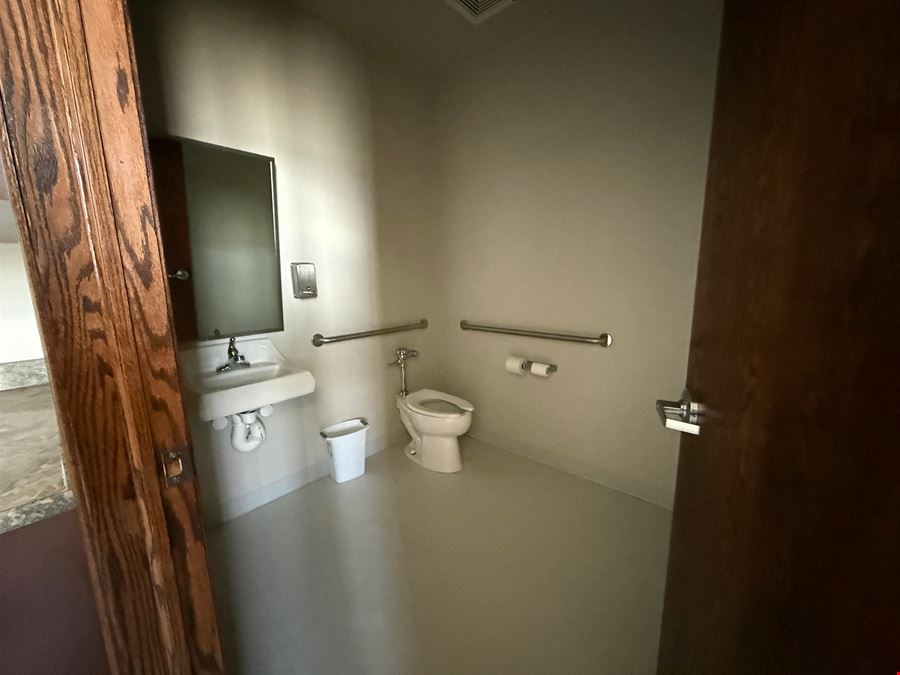 202 Diamond Springs Trl